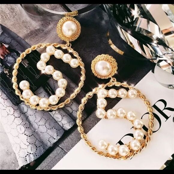 Hoop earrings   - Picture 2 of 3